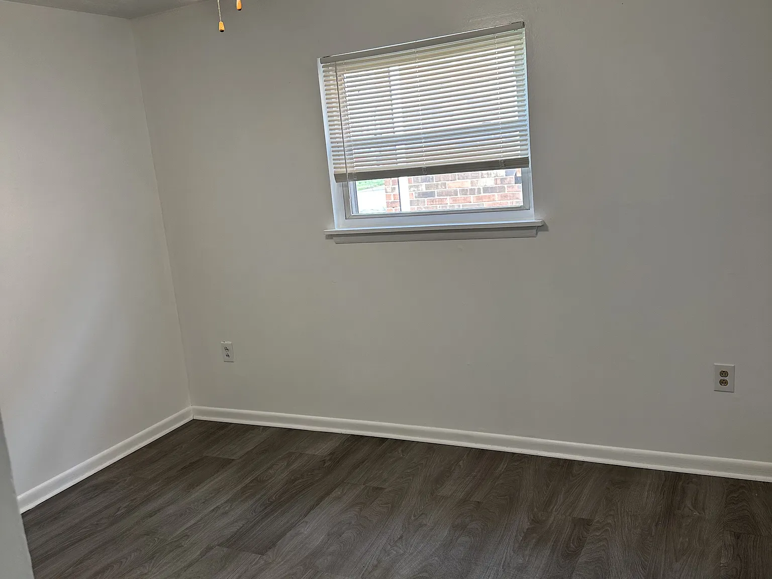 2 bed, 800 sqft, $995 — Photo 3