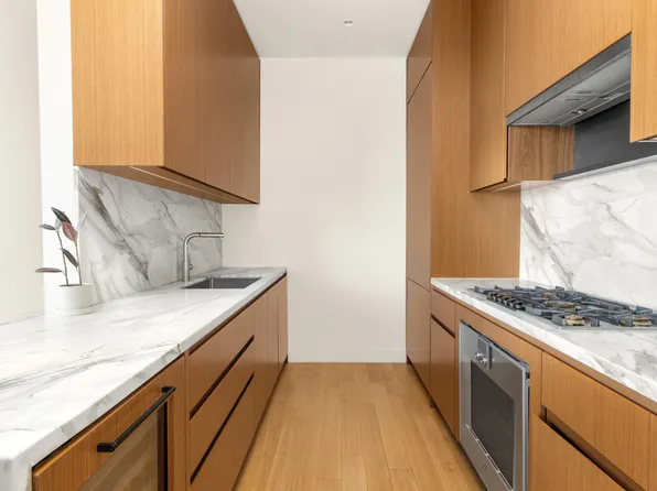 15 East 30th Street image 4 of 10