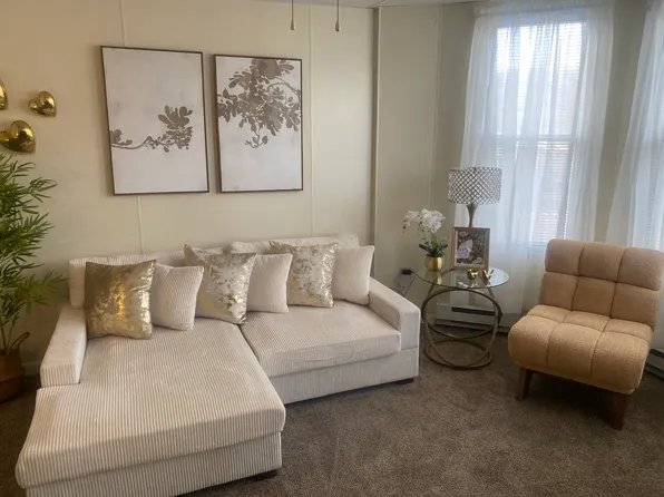 448 E Broad St #2, Tamaqua, PA 18252