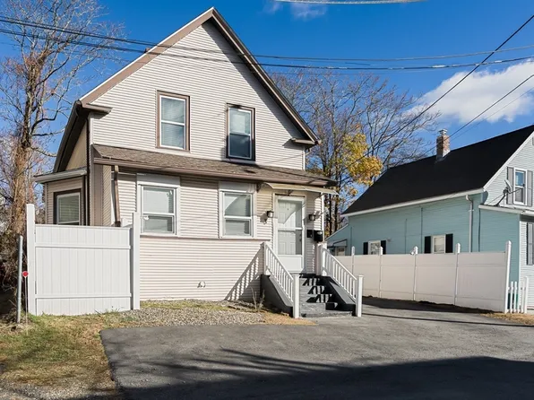 3 Hecla St, Worcester, MA 01604