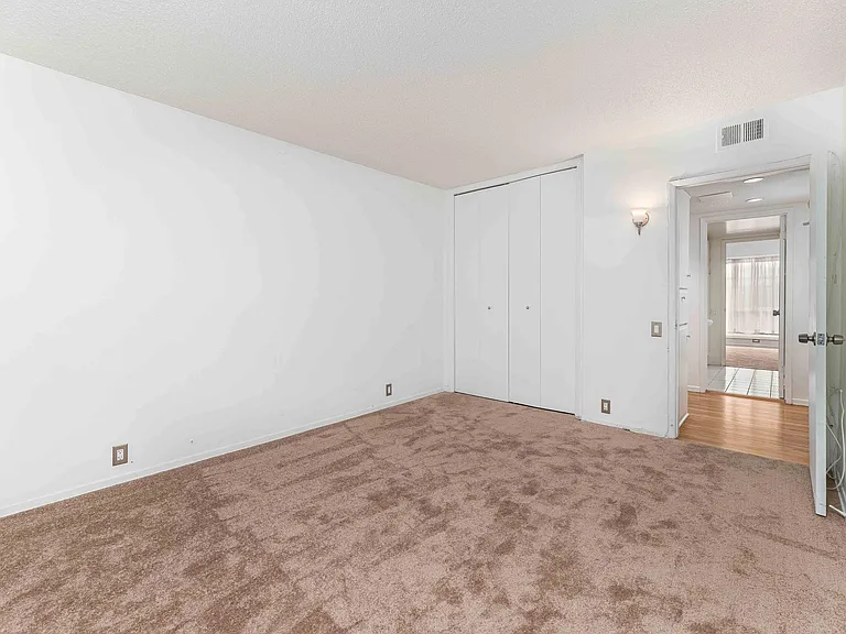 3166 S Sepulveda Blvd #28 — Photo 34