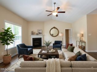 20 Sequoia Dr, Clayton, NC 27527