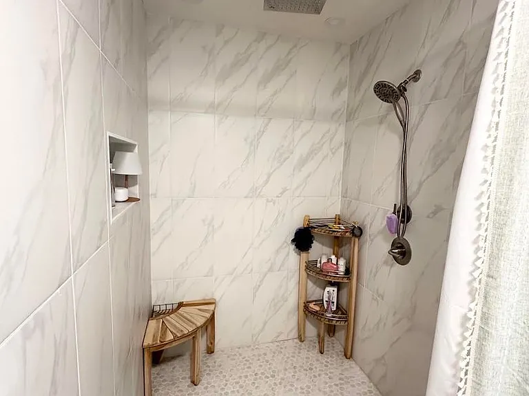 2513 Noel Ave — Photo 18