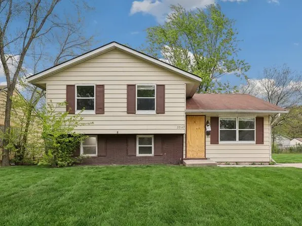 22147 E Churchill Dr, Richton Park, IL 60471