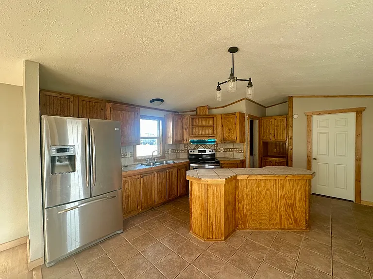 75 Ouray Rd — Photo 2