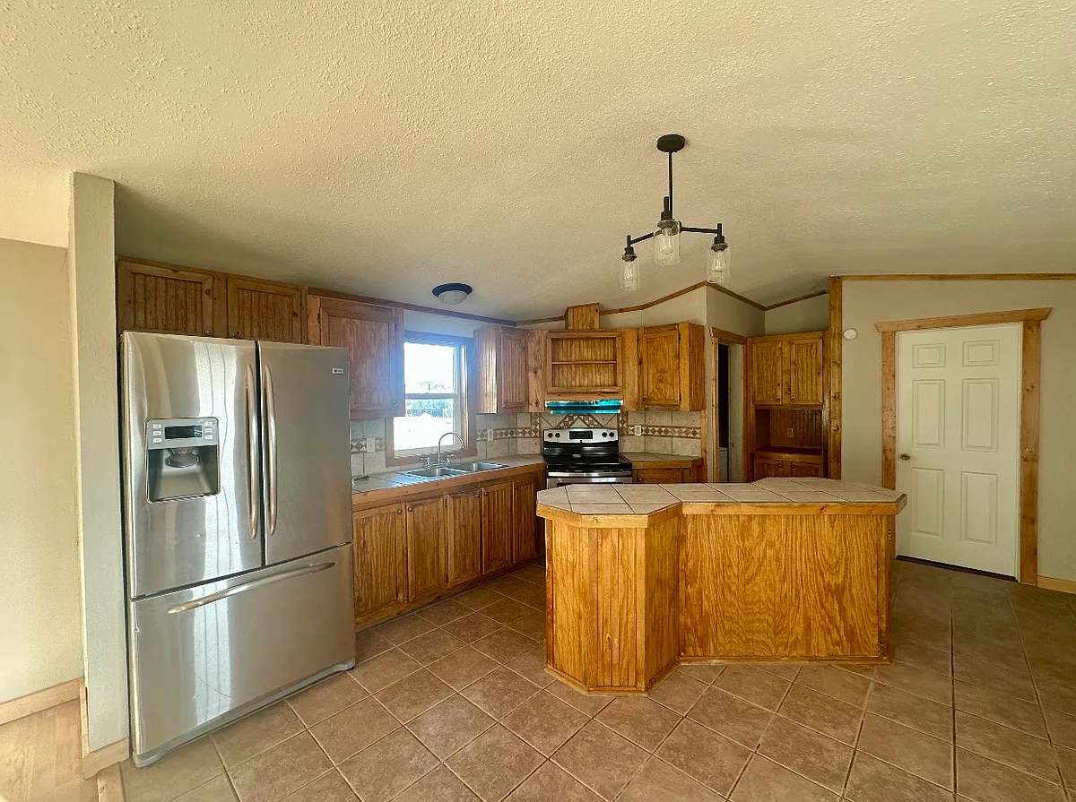 Building Photo - 75 Ouray Rd