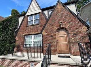 17396 Warrington St, Detroit, MI 48221