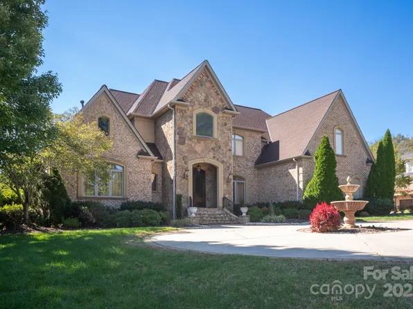1500 Venetian Way Dr, Waxhaw, NC 28173