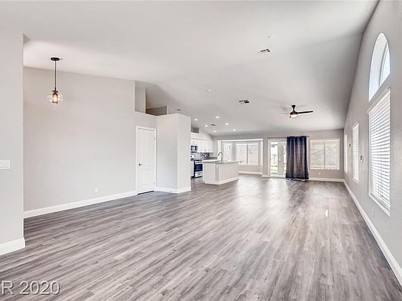 5th image of 1132 Gainesborough Ct