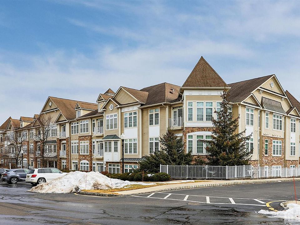 1st image of 2207 Cedar Village Blvd