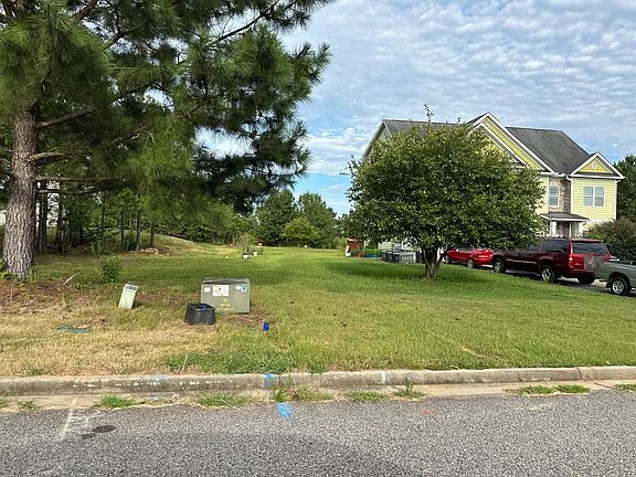 3rd image of 115 Gadson Dr