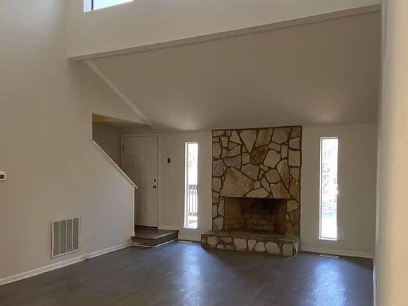 3rd image of 6617 Paloverde Ln #5