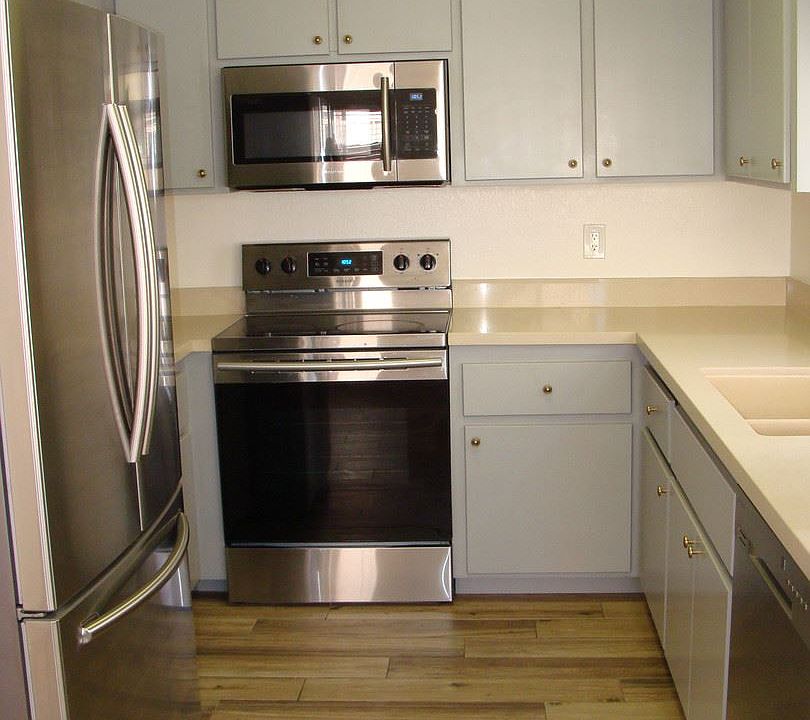1st image of 1031 S Mollison Ave Unit D