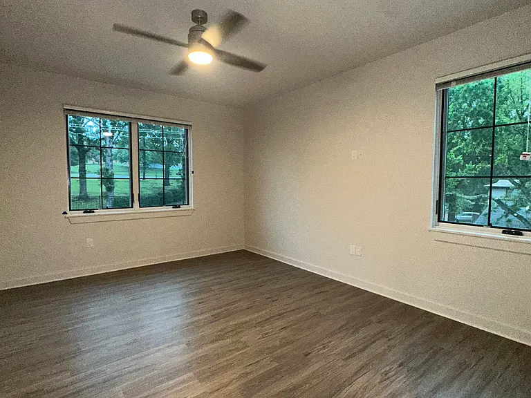3223 Kavanaugh Blvd — Photo 10