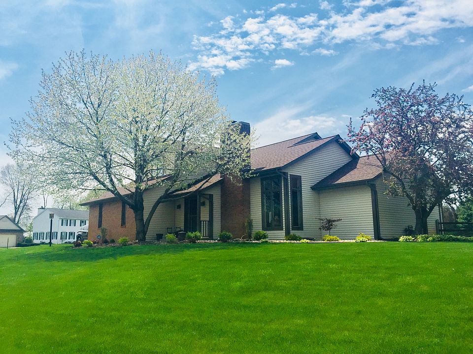 1st image of 53929 Wintergreen Ct