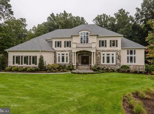 10331 Eclipse Ln, Great Falls, VA 22066