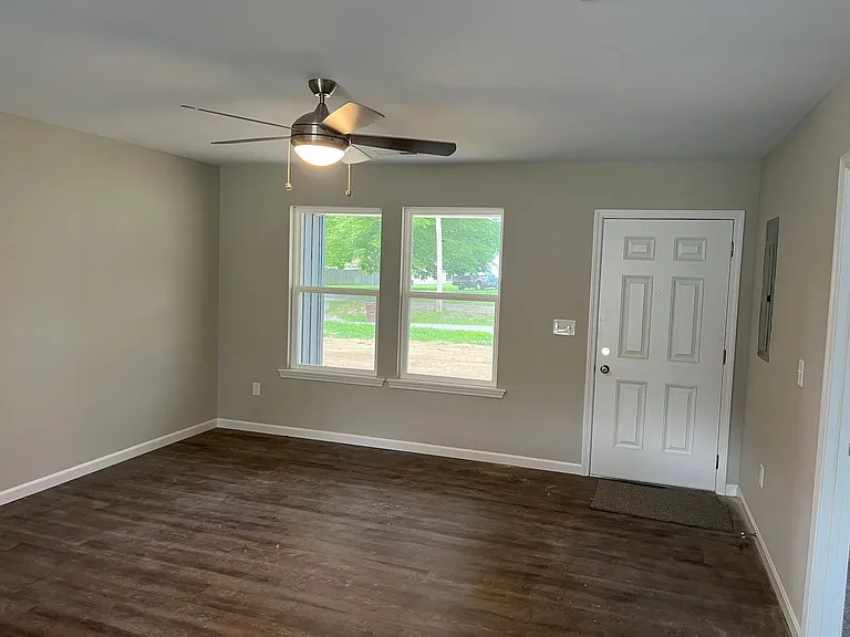 200 Mound St — Photo 5