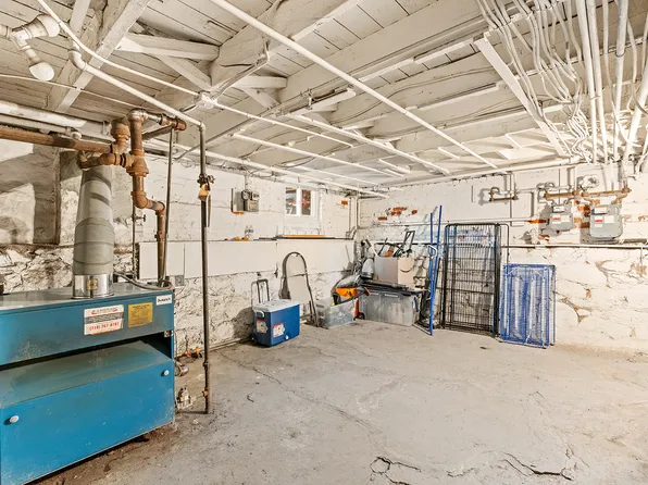 53-31 Woodside Avenue image 8 of 8