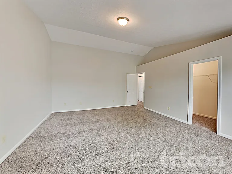 4719 Plantation St — Photo 10