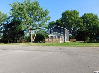 833 Woodworth Rd, Jackson, MI 49202