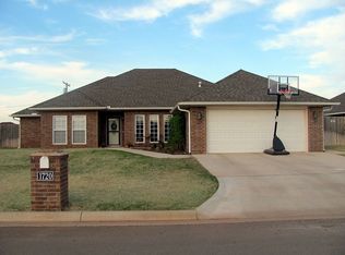 1720 White Tail Dr, Altus, OK 73521