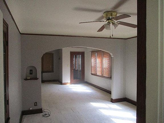 3rd image of 3817 W Roosevelt Dr