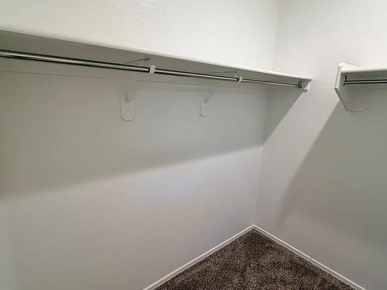 36439 W Pampoloma Ave — Photo 15