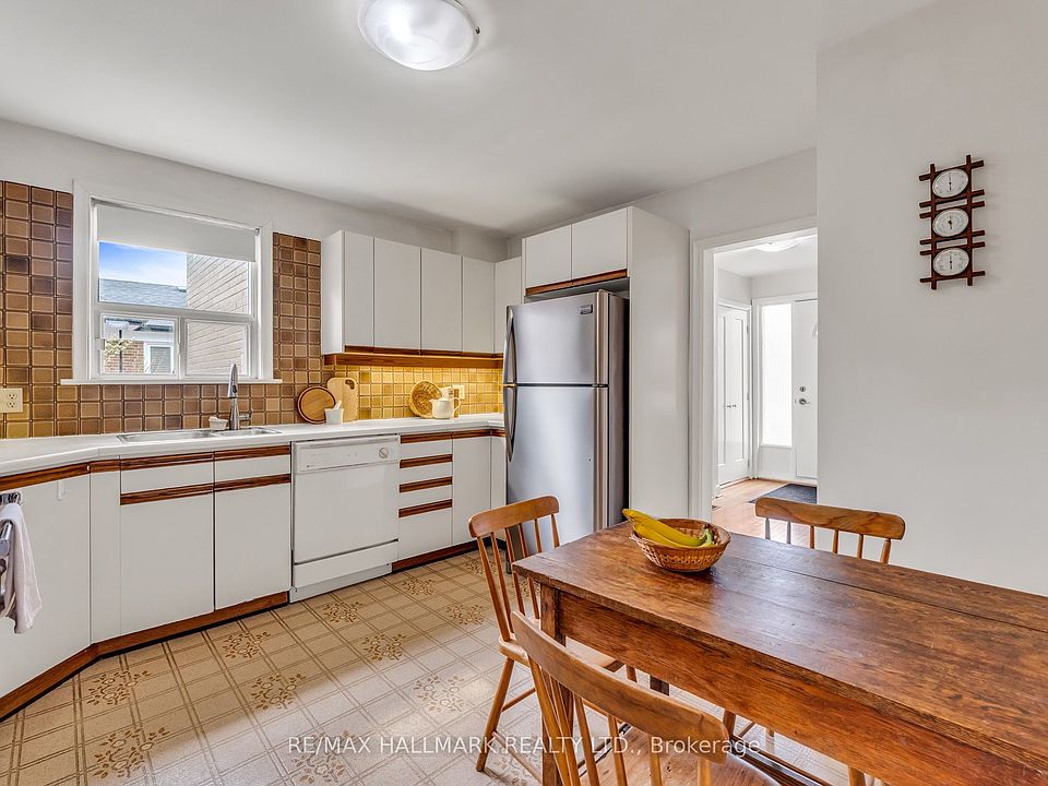 13th image of 249 Park Home Ave