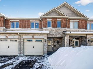 457 Barrick Hill Rd, Ottawa, ON K2M0H8