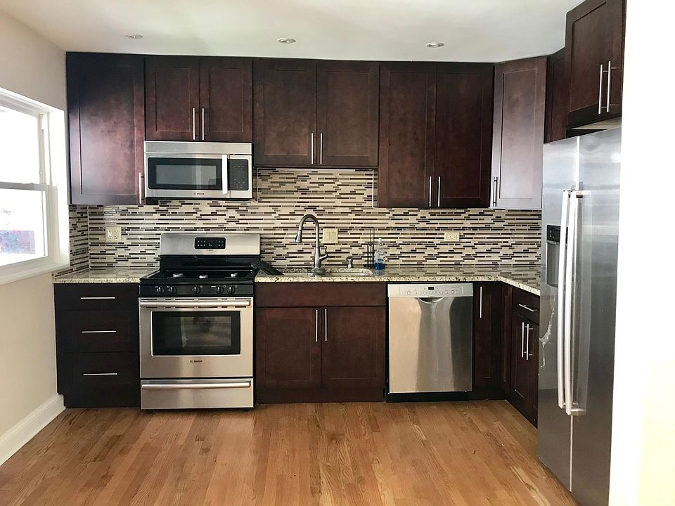 1st image of 3454 W Hollywood Ave APT 1E