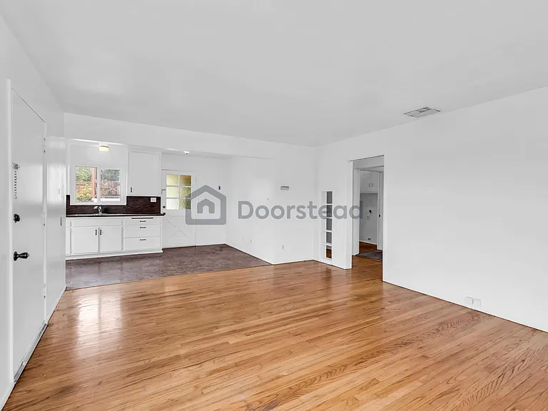 508 W Graves Ave — Photo 8
