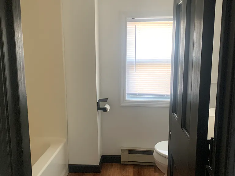 5 Leonard Ave #2 — Photo 7