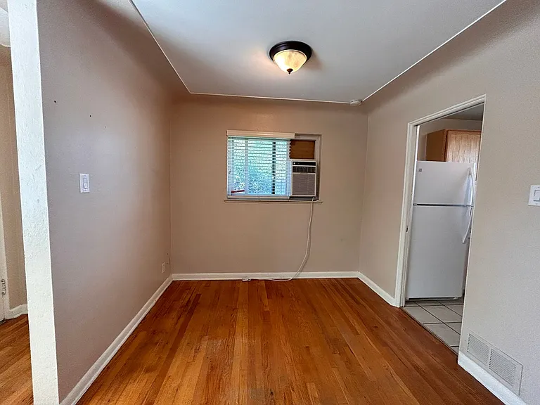 3141 W 21st Ave — Photo 8