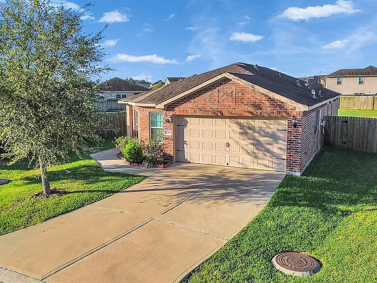 22419 Iron Mill Dr — Photo 8