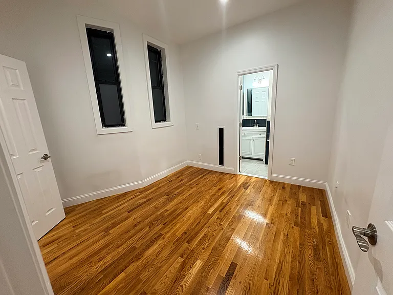 344 Gates Ave #1A — Photo 5