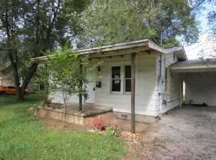 1642 N Barnes Ave, Springfield, MO 65803