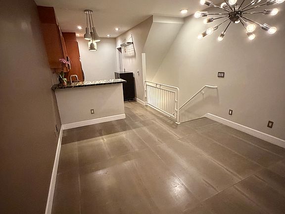4th image of 18 Norfolk St