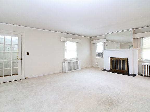 2nd image of 519 Hill St