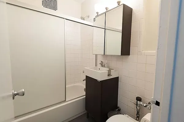 Rented by REAL New York | media 26