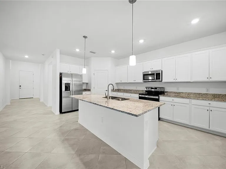 14836 Palamos Cir — Photo 6
