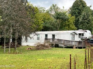 161 Pond Rd, Oliver Springs, TN 37840