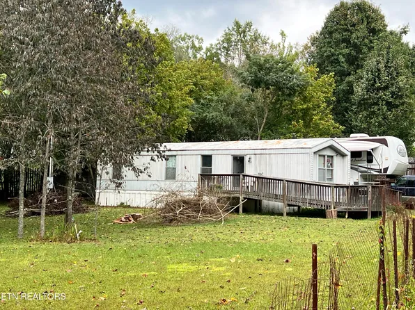 161 Pond Rd, Oliver Springs, TN 37840