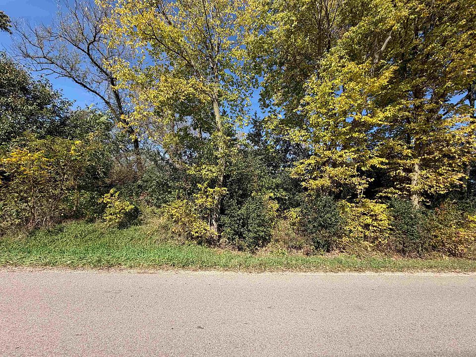 2nd image of E Creek Rd