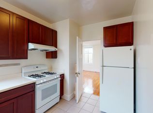 1740 Sacramento St APT 10, San Francisco, CA 94109