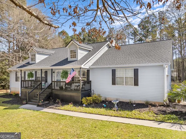 466 Grove Pointe Ct, Locust Grove, GA 30248