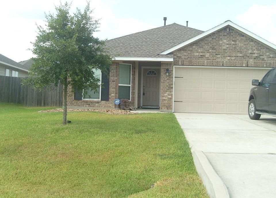 1st image of 21495 Forest Colony Dr