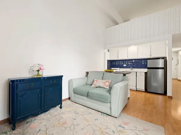 350 E 62nd St APT 4K, New York, NY 10065