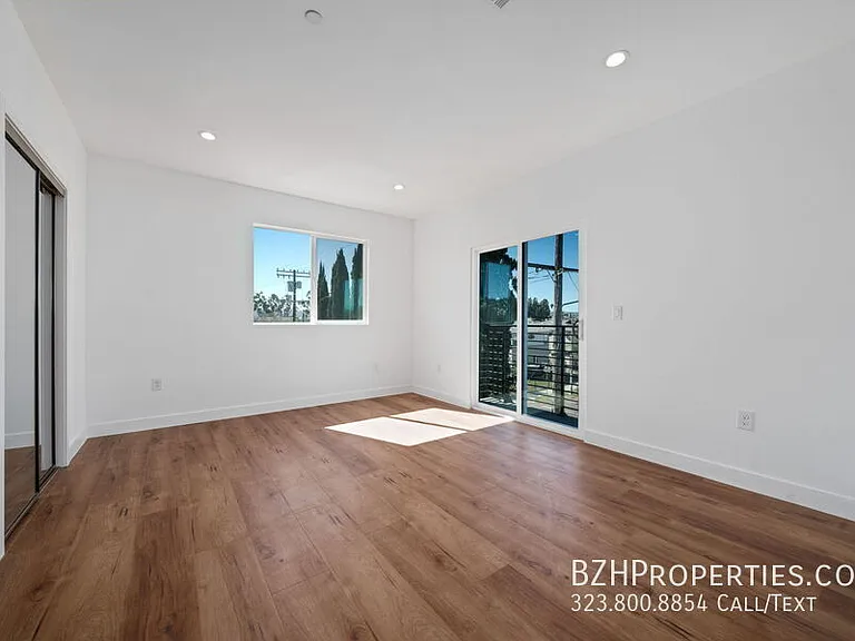 6336 Beck Ave #2 — Photo 22