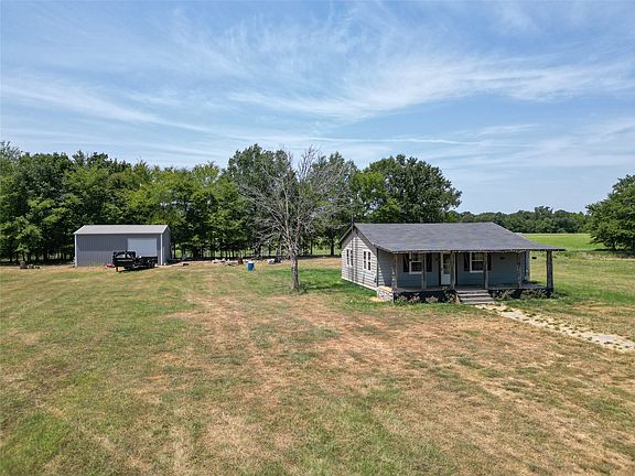 3rd image of 429 County Road 2610