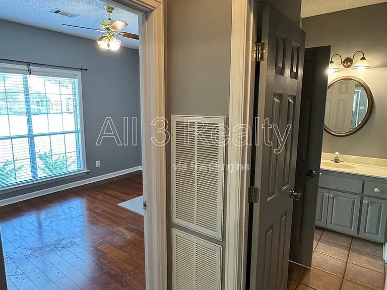6272 Deerwood Dr — Photo 29